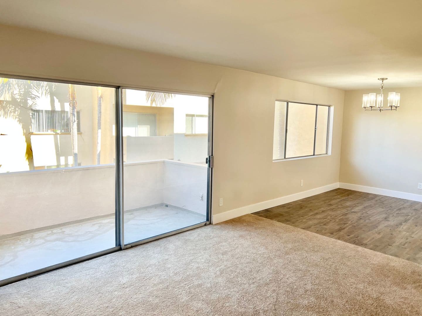 Sherman Oaks Apartment: 4647 Vista Del Monte