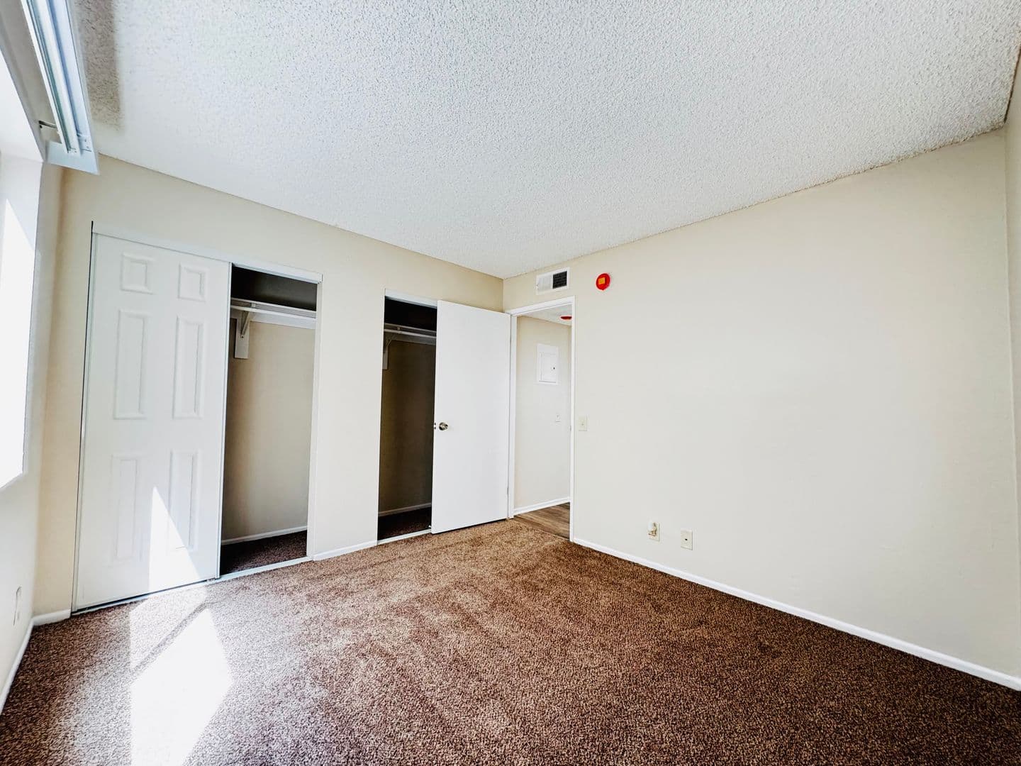 Reseda Apartment: 7259 Baird Avenue