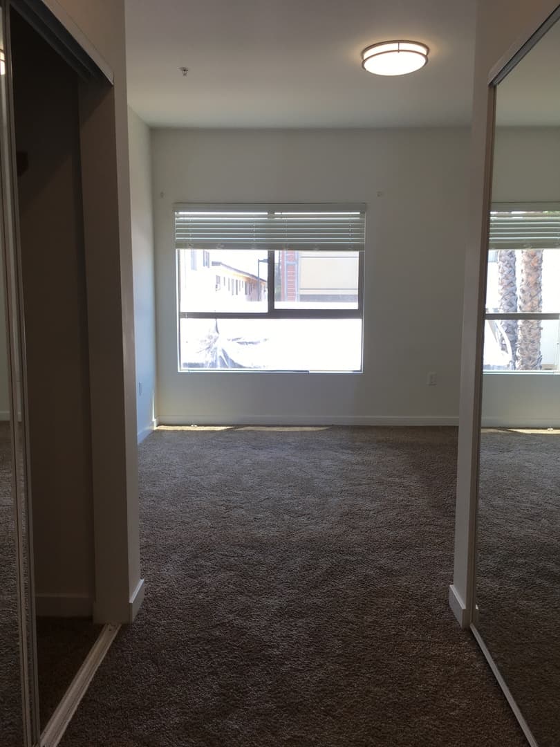 Canoga Park Apartment: 6816 Independence Ave