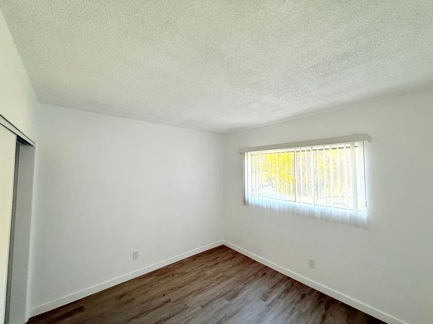 Los Angeles Apartment: 1426 South Point View St.