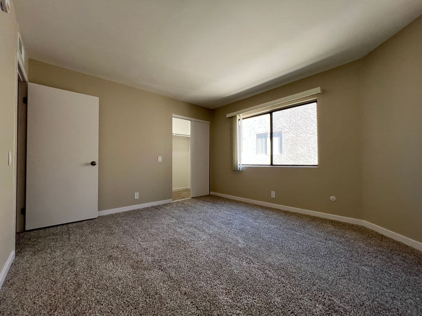 Reseda Apartment: 7259 Baird Avenue