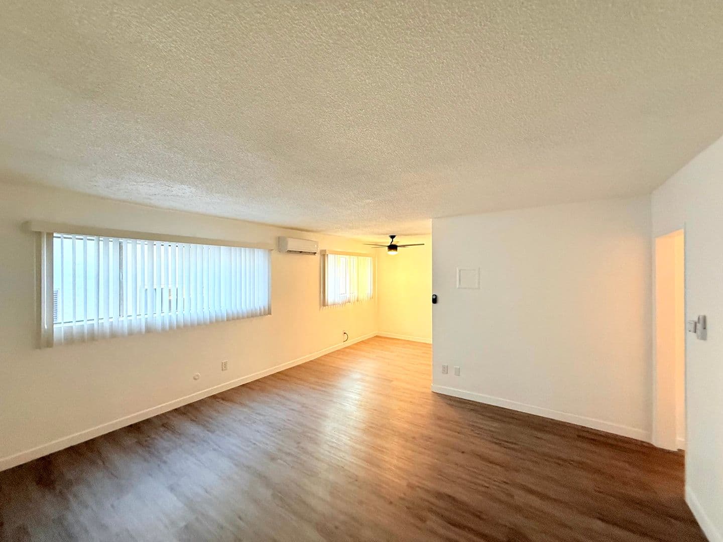 Los Angeles Apartment: 1426 South Point View St.