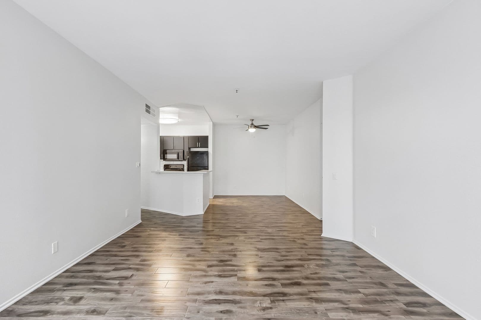 Los Angeles Apartment: 1443 N. Fuller Avenue
