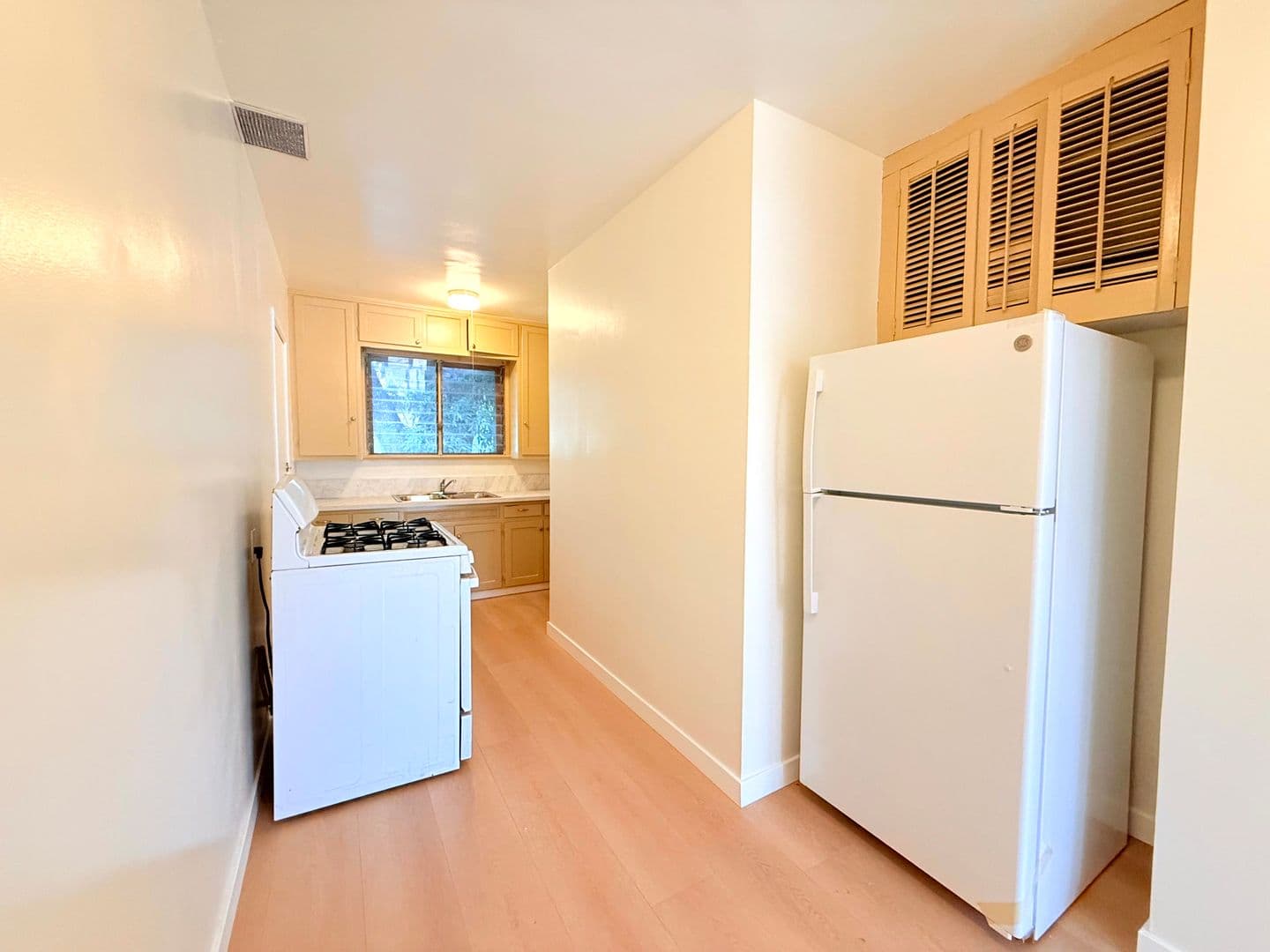 Pasadena Apartment: 357-373 E. Washington Blvd.