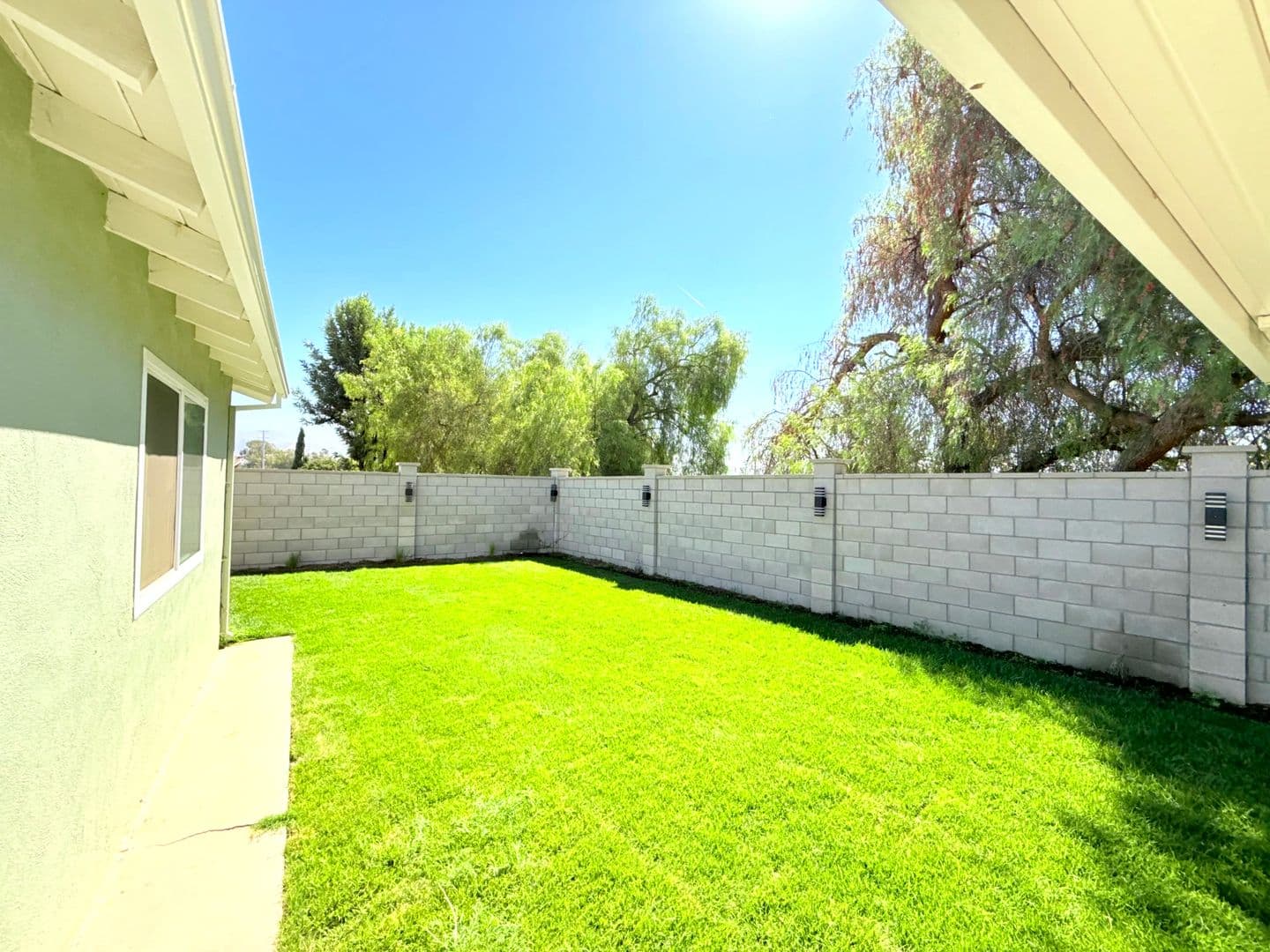 Pacoima Multiplex: 10839 Fellows Avenue - 10839 - House