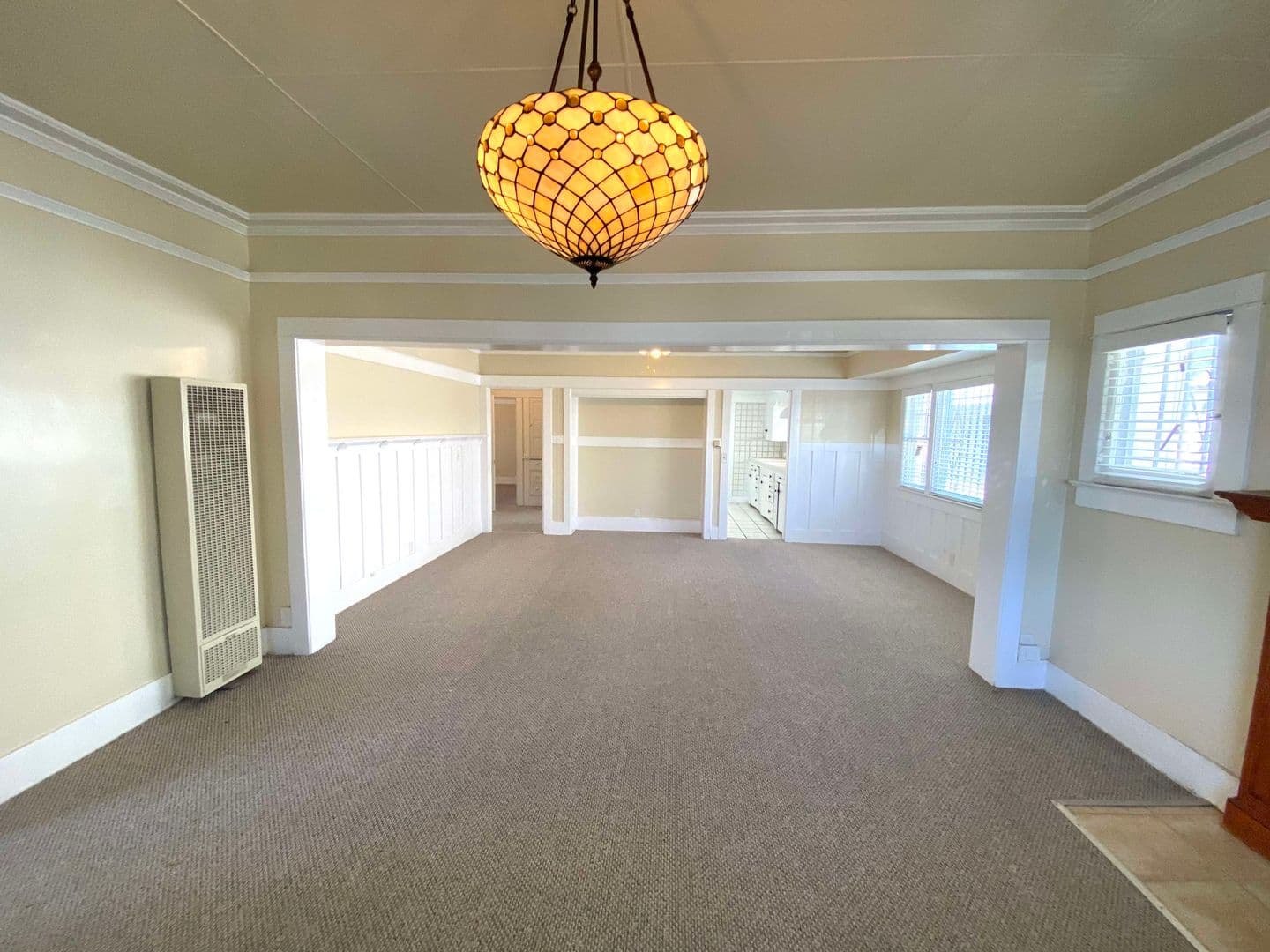 Los Angeles House: 1513 W 45th St