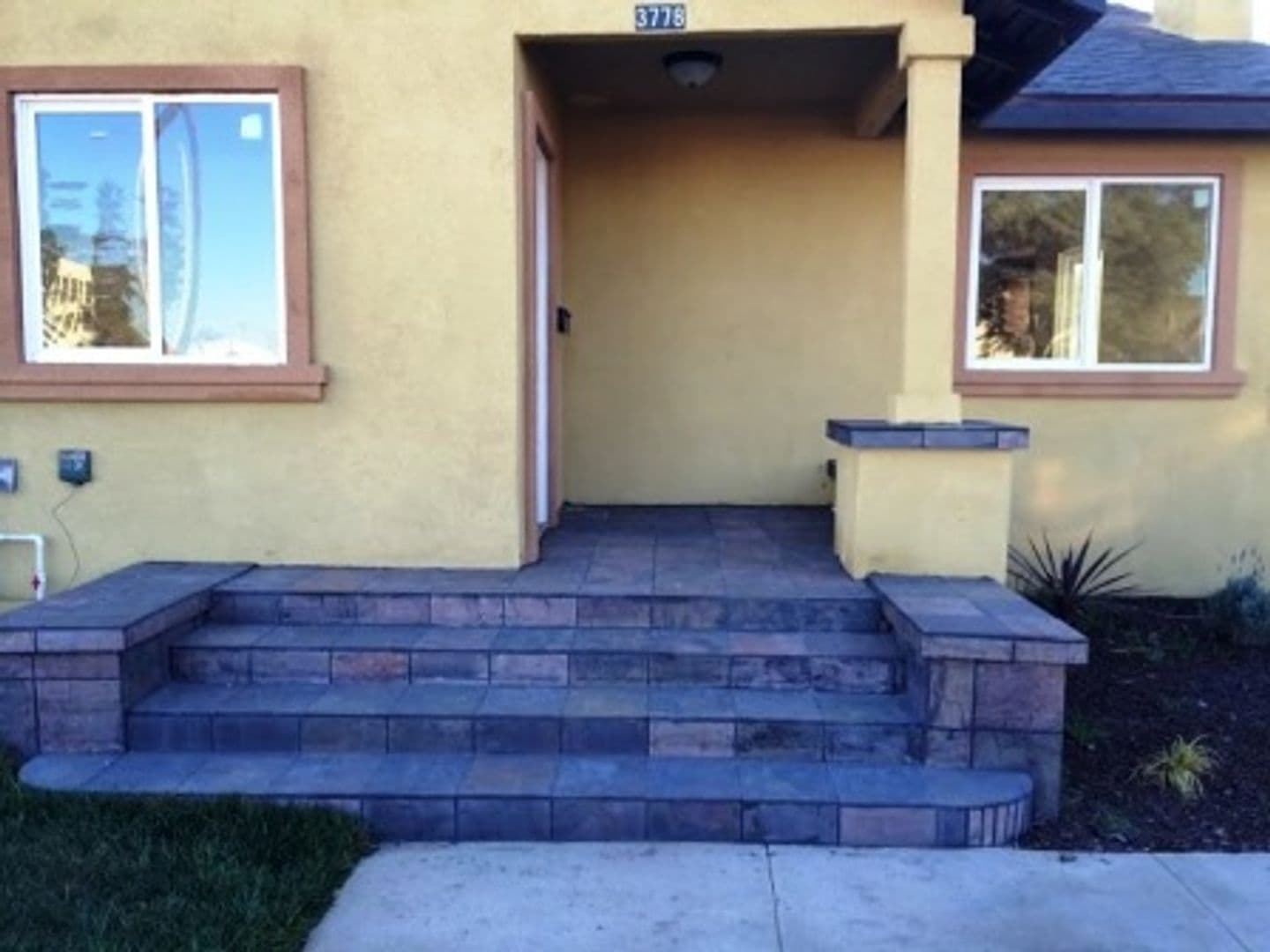 Los Angeles Apartment: 3778 - 3780 S. La Salle Ave.