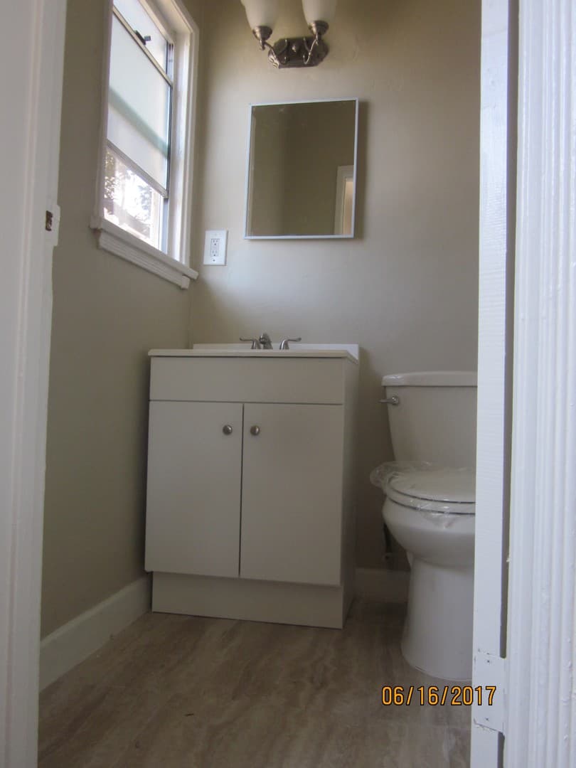 Los Angeles Apartment: 338 N. New Hampshire Ave.