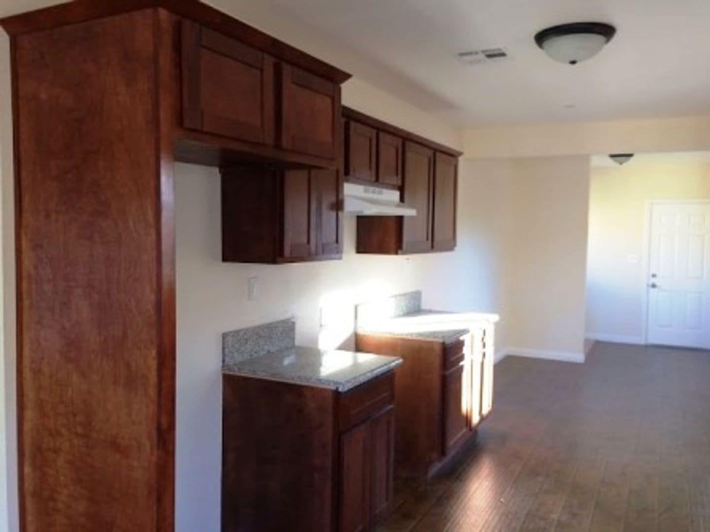 Los Angeles Apartment: 3778 - 3780 S. La Salle Ave.
