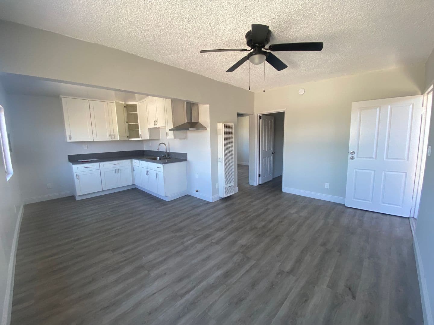 Los Angeles Apartment: 7406 S. Hoover Street