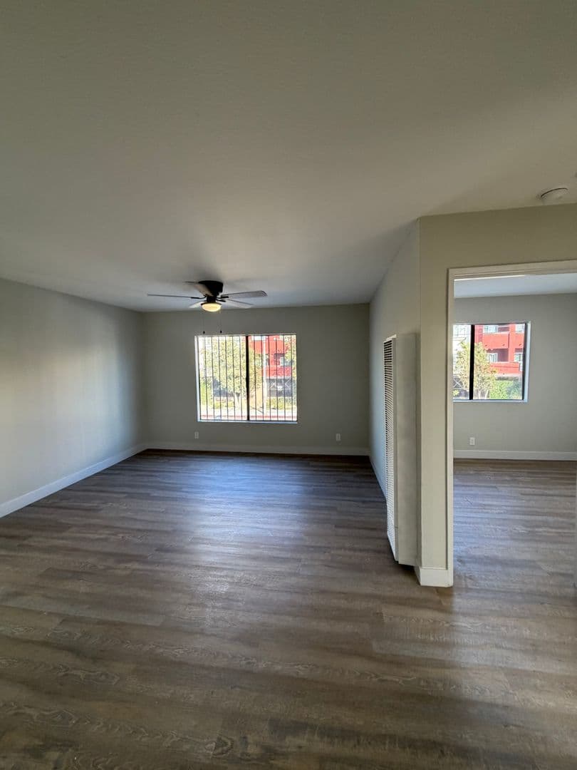 Los Angeles Apartment: 5955 S. Main Street