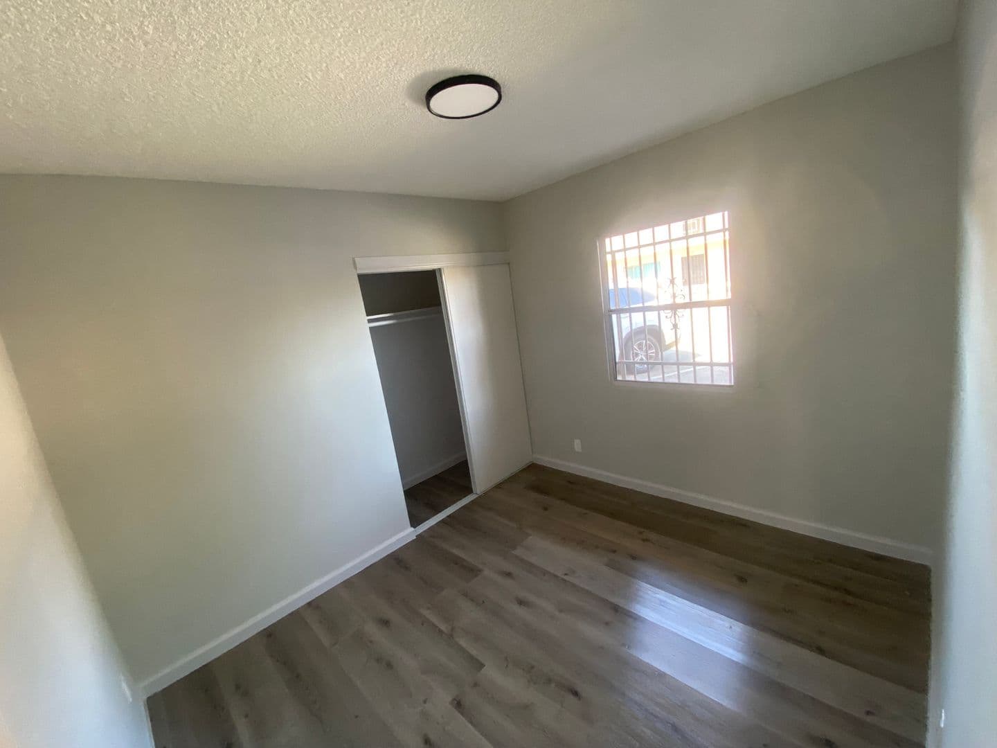 Los Angeles Apartment: 1338 W. 57th Street