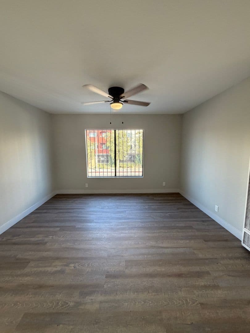 Los Angeles Apartment: 5955 S. Main Street