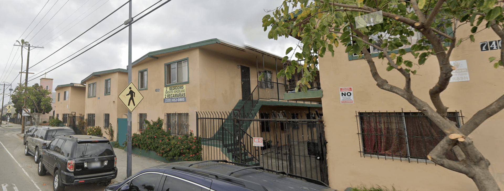 Los Angeles Apartment: 7400 S. Hoover Street