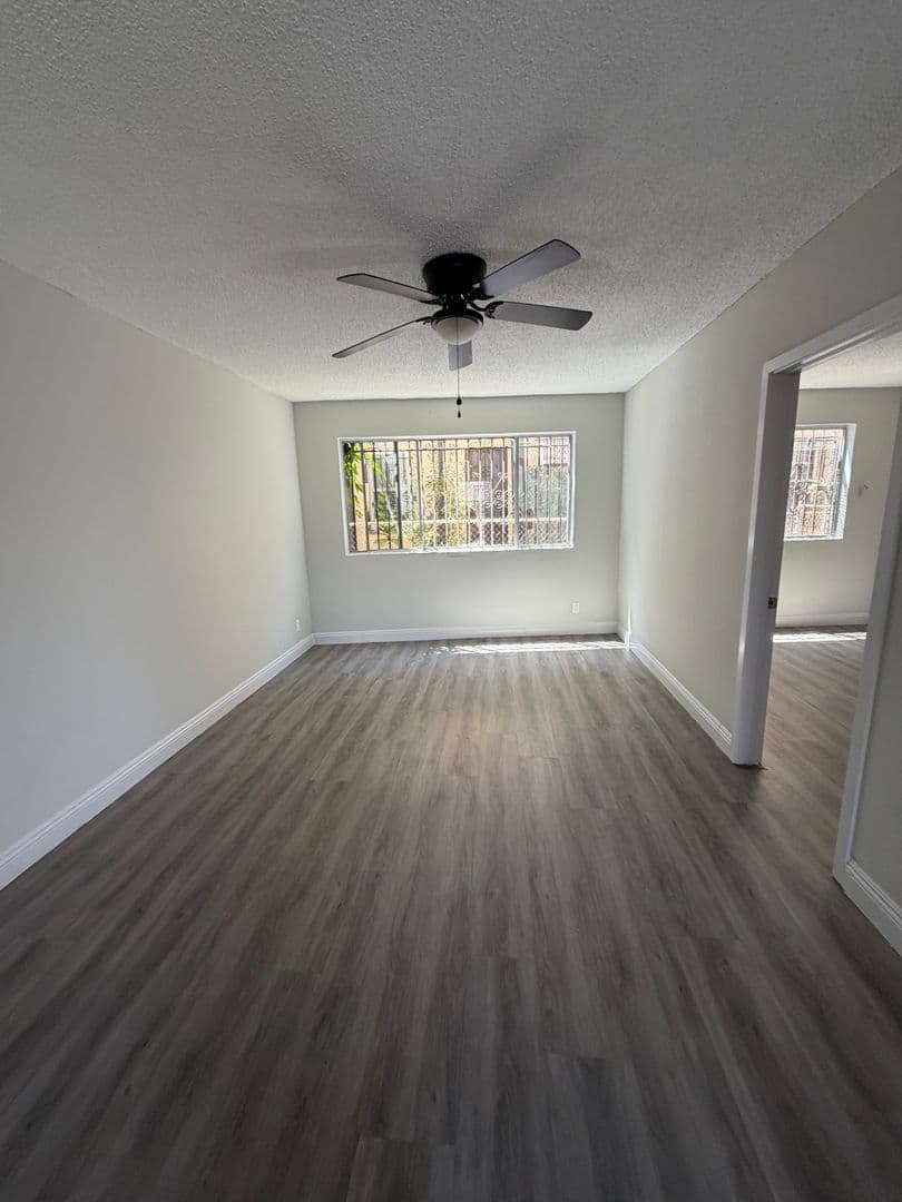 Los Angeles Apartment: 2508 S. West View Street