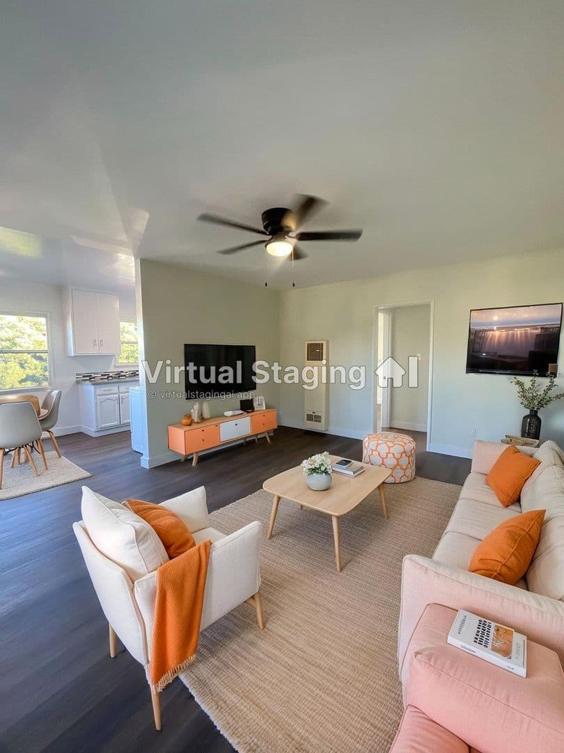 Los Angeles Apartment: 3965 S. Normandie Avenue