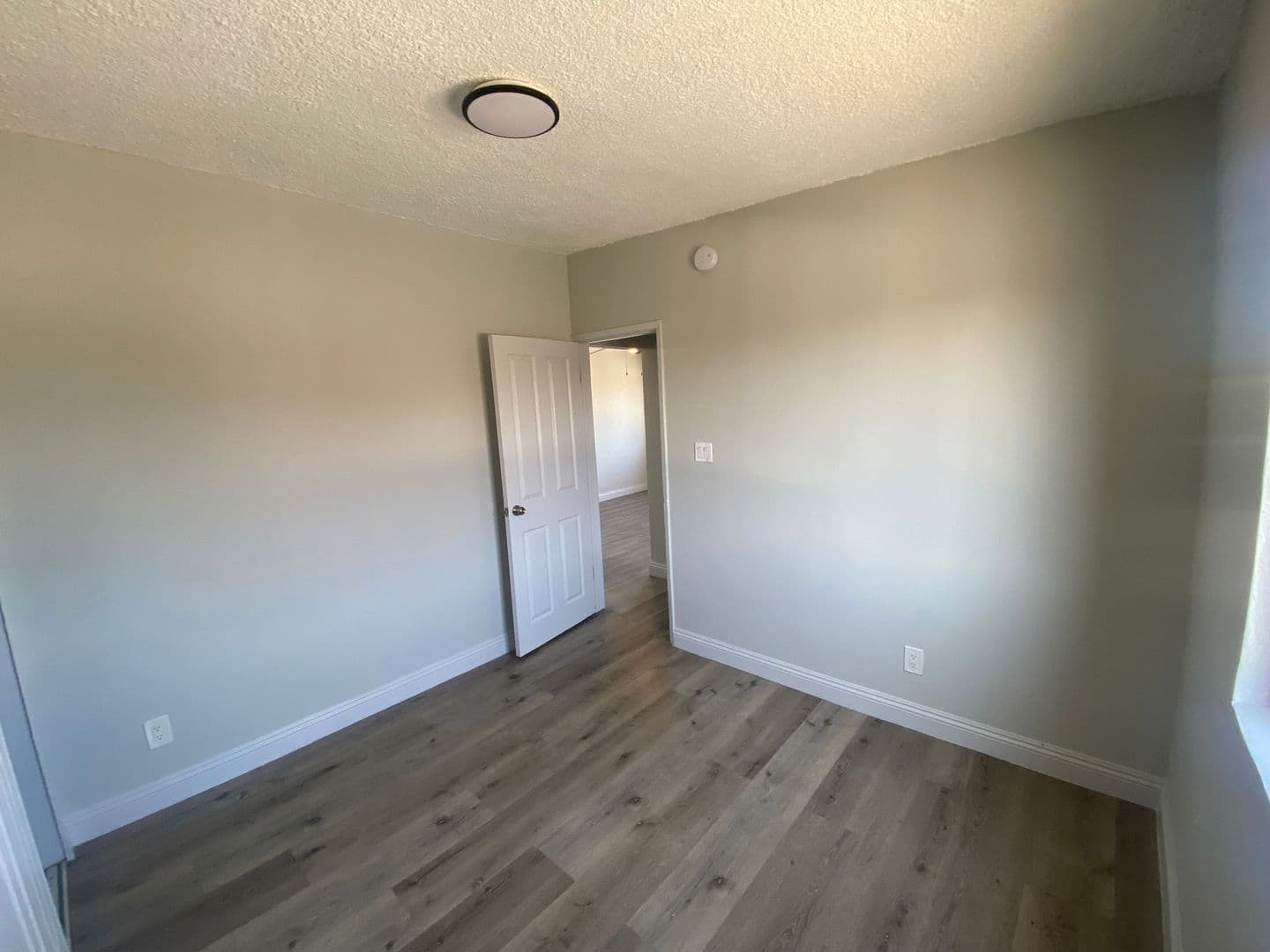 Los Angeles Apartment: 7406 S. Hoover Street