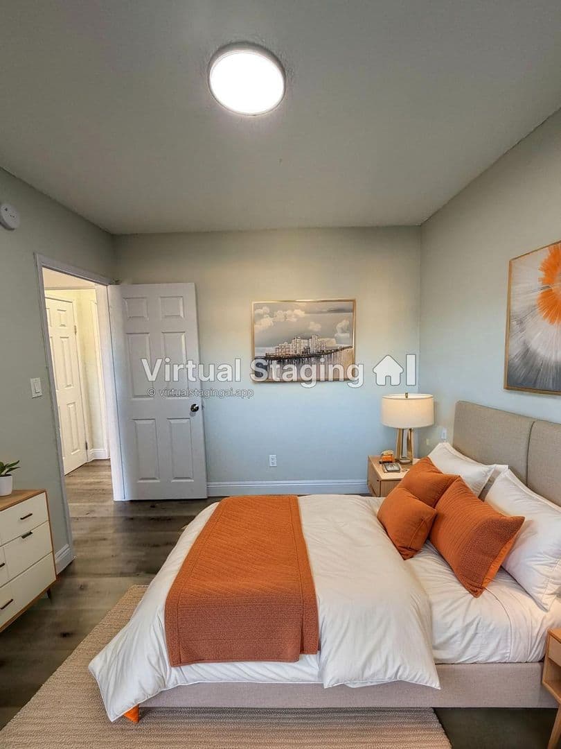 Los Angeles Apartment: 7843 S. Towne Avenue