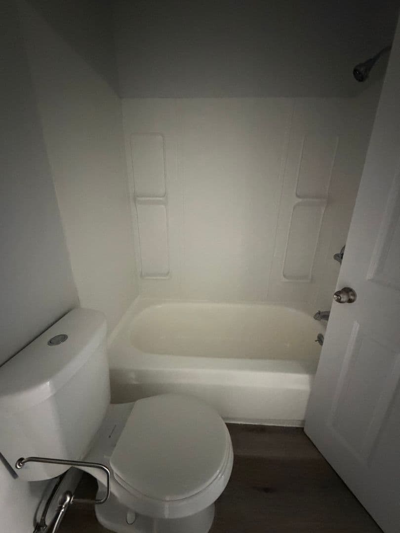 Los Angeles Apartment: 1230 W. 105th Street