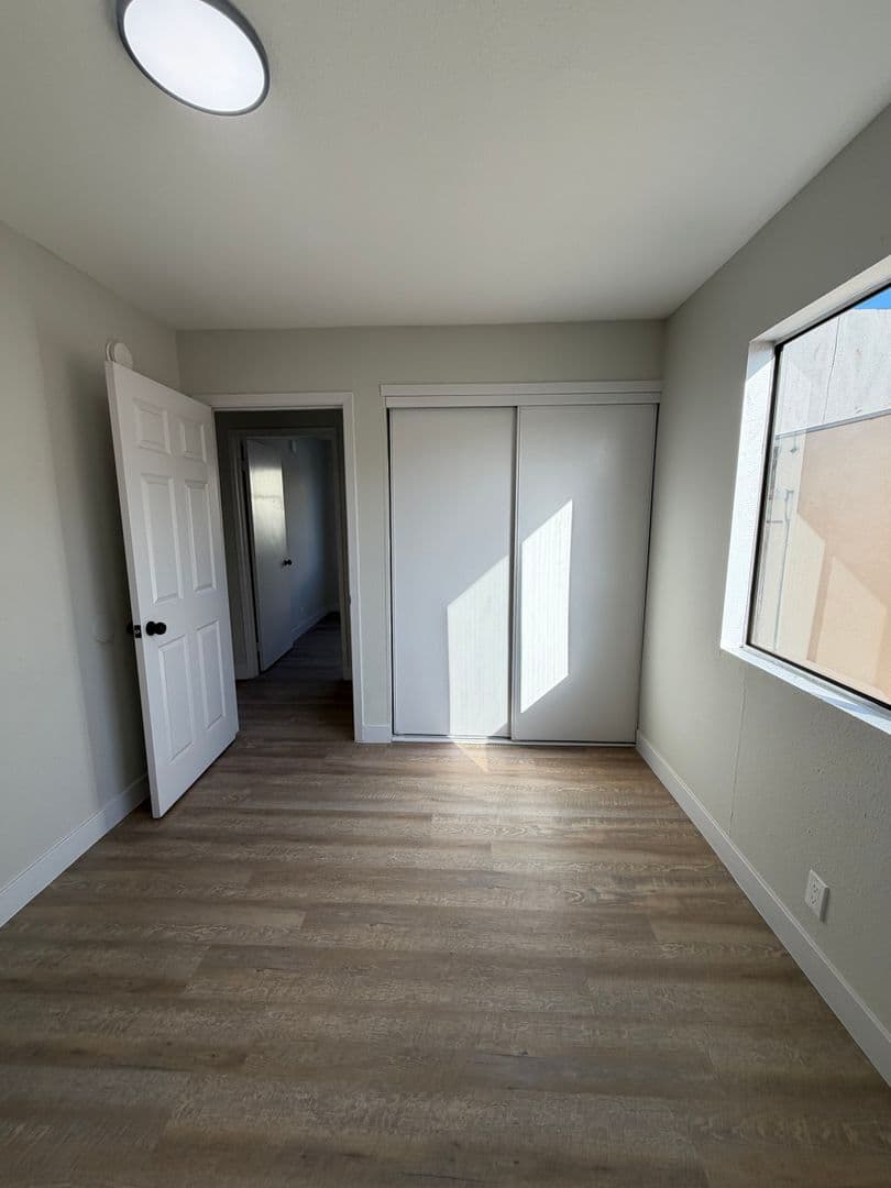 Los Angeles Apartment: 5955 S. Main Street