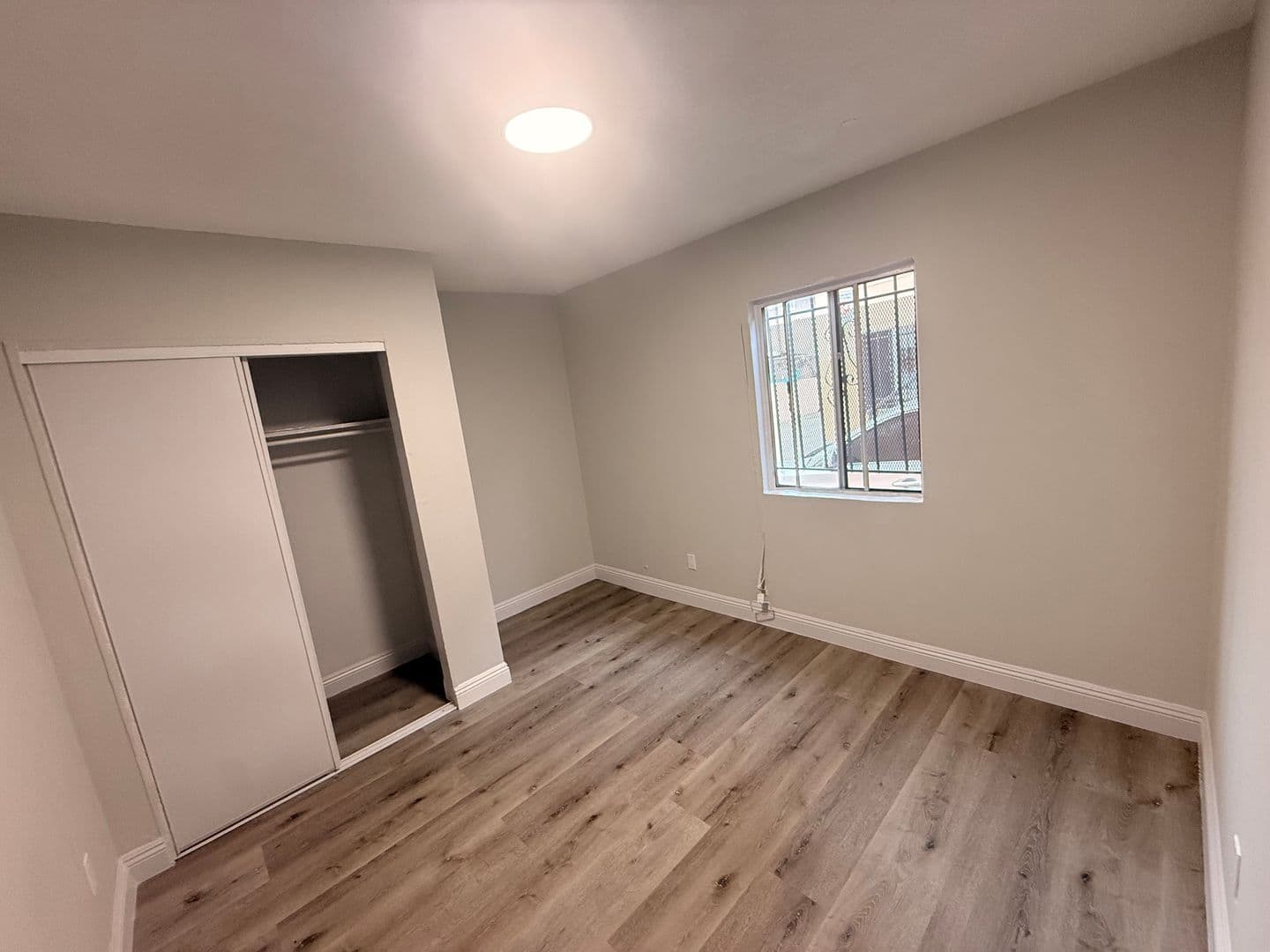 Los Angeles Apartment: 7400 S. Hoover Street