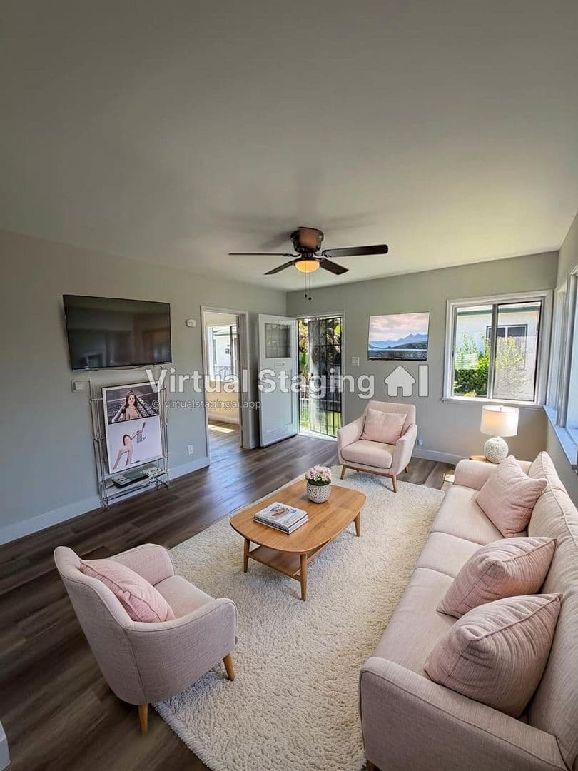 Los Angeles Apartment: 6717 S. Brynhurst Avenue