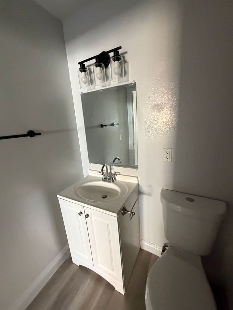 Los Angeles Apartment: 1230 W. 105th Street