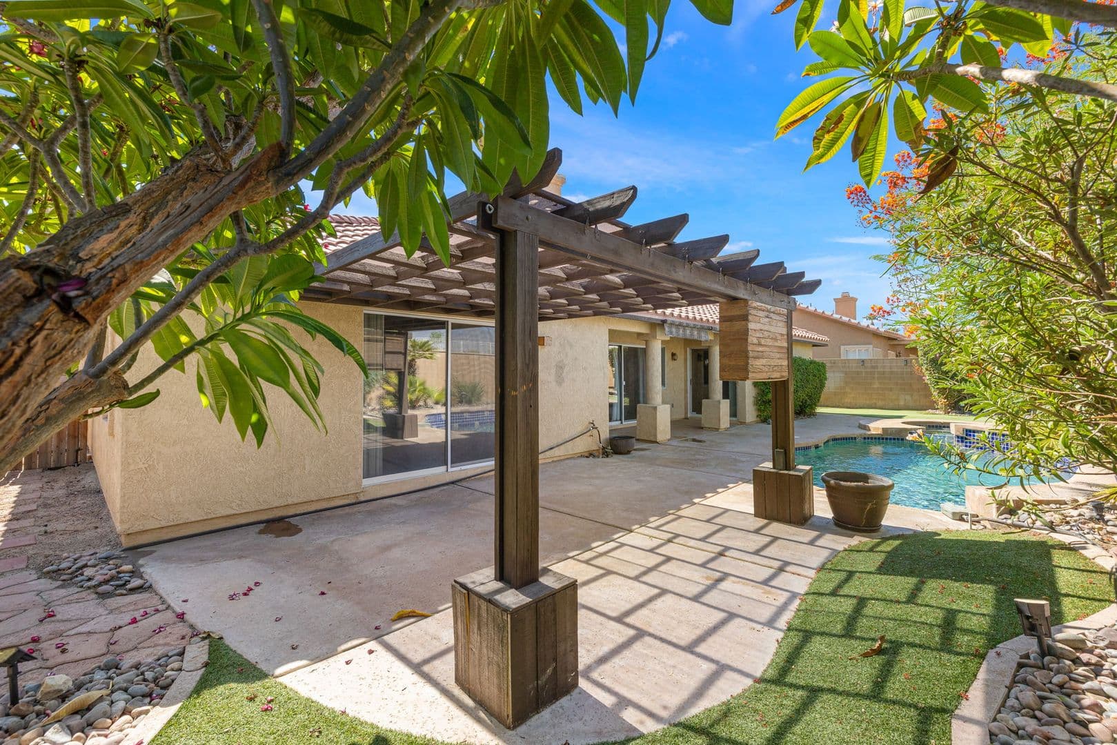 La Quinta House: 43755 Milan Ct.