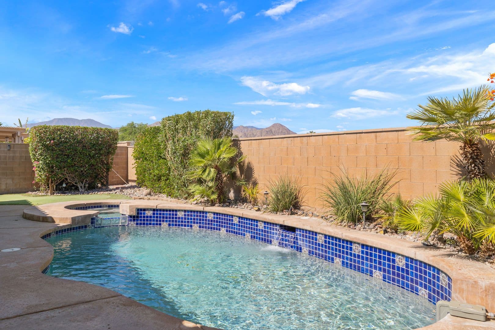 La Quinta House: 43755 Milan Ct.