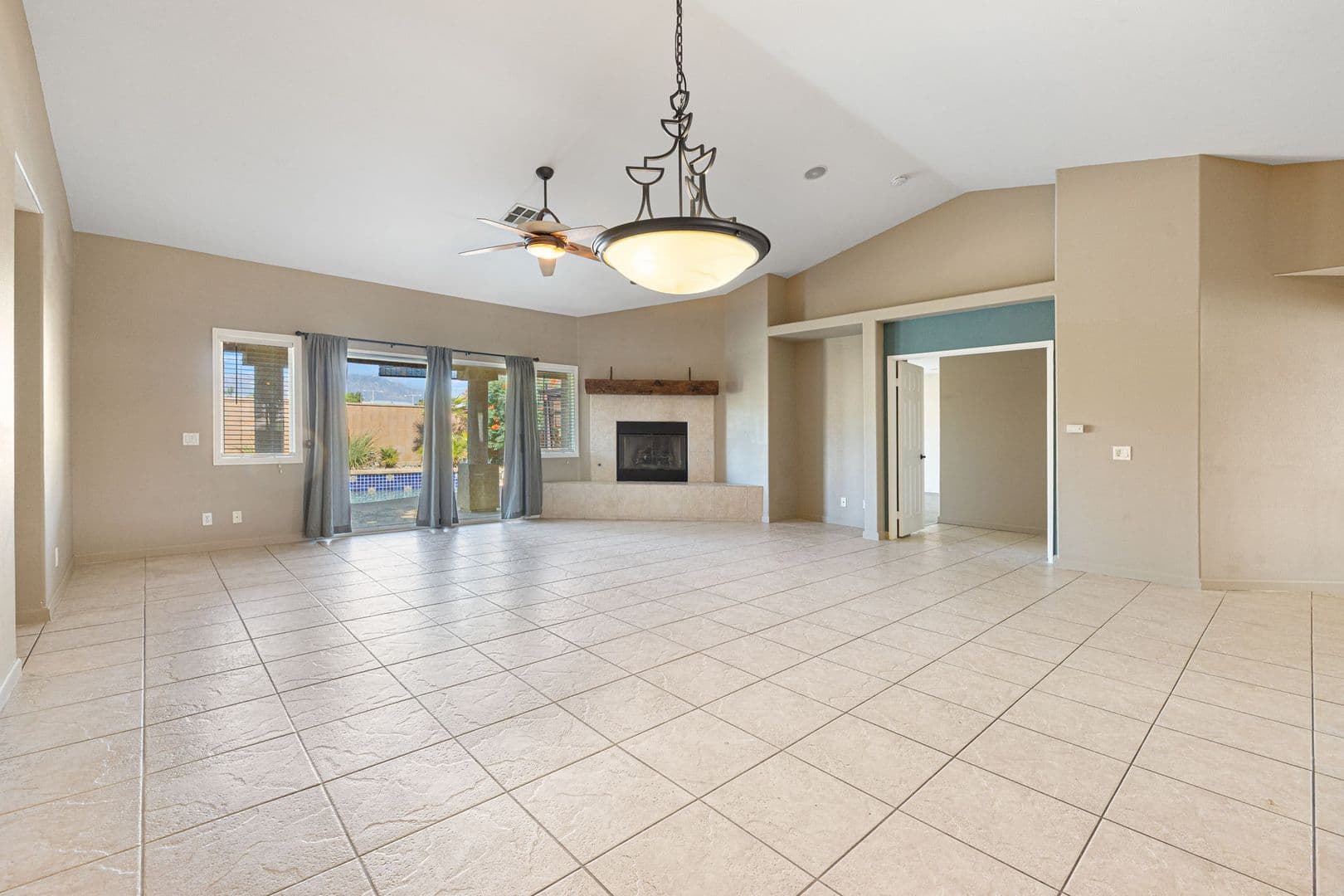 La Quinta House: 43755 Milan Ct.