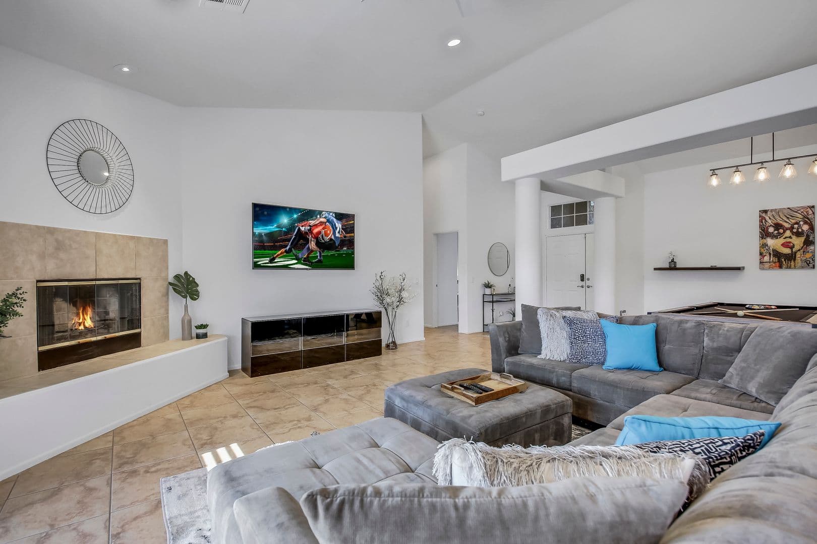 La Quinta House: 44595 Milago Dr.