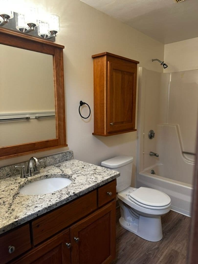 Norwich Apartment: 30 Park St.