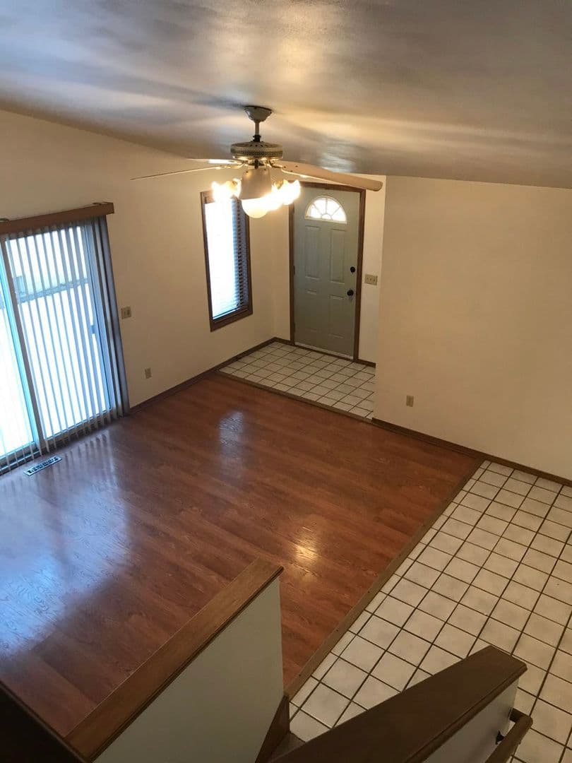 Little Chute Multiplex: 1042/1044 W. Florida Avenue