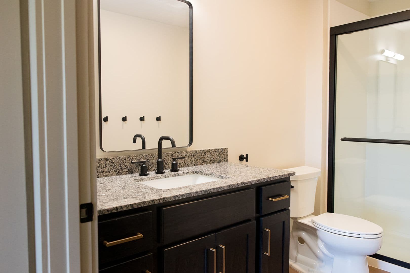 South Burlington Apartment: 151 Larkin Way