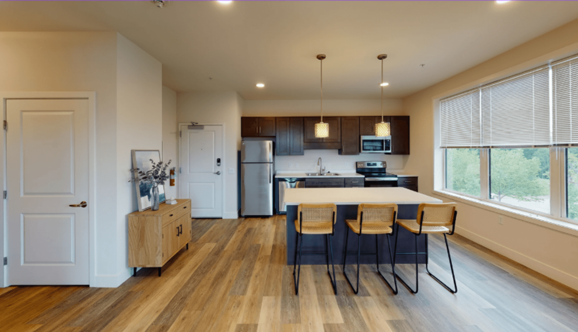South Burlington Apartment: 1185 Shelburne Road