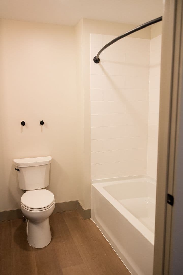 South Burlington Apartment: 151 Larkin Way
