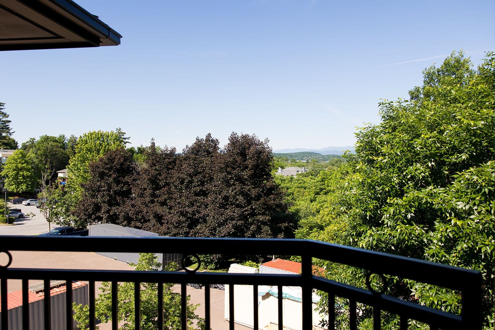 South Burlington Apartment: 151 Larkin Way