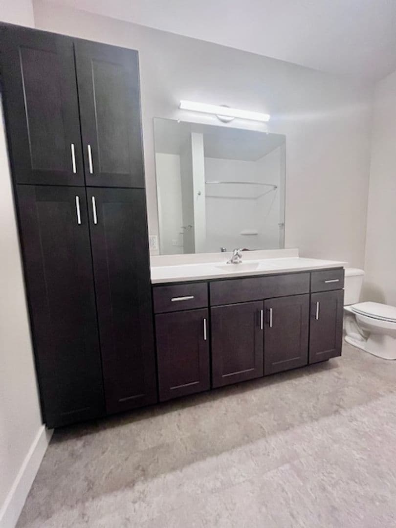 South Burlington Apartment: 1185 Shelburne Road
