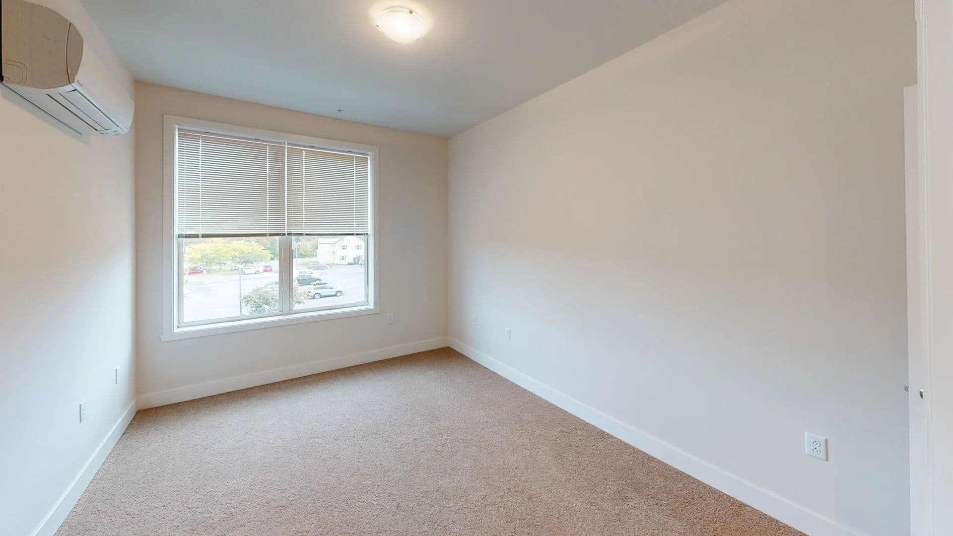 South Burlington Apartment: 1185 Shelburne Road