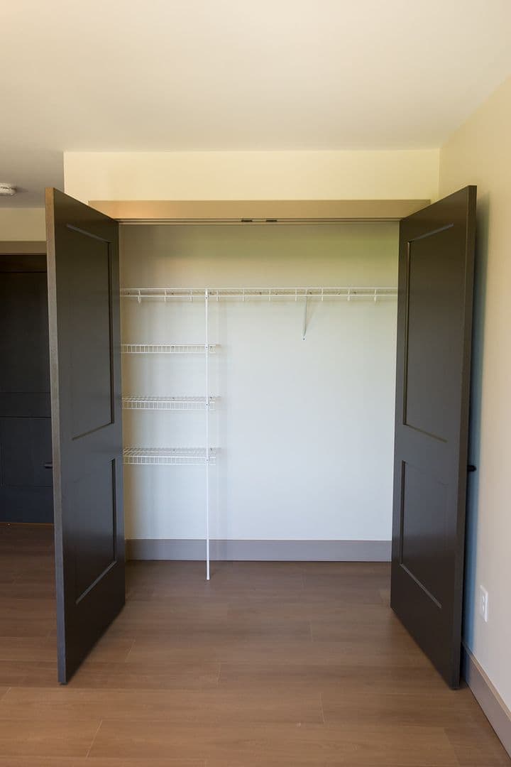South Burlington Apartment: 151 Larkin Way