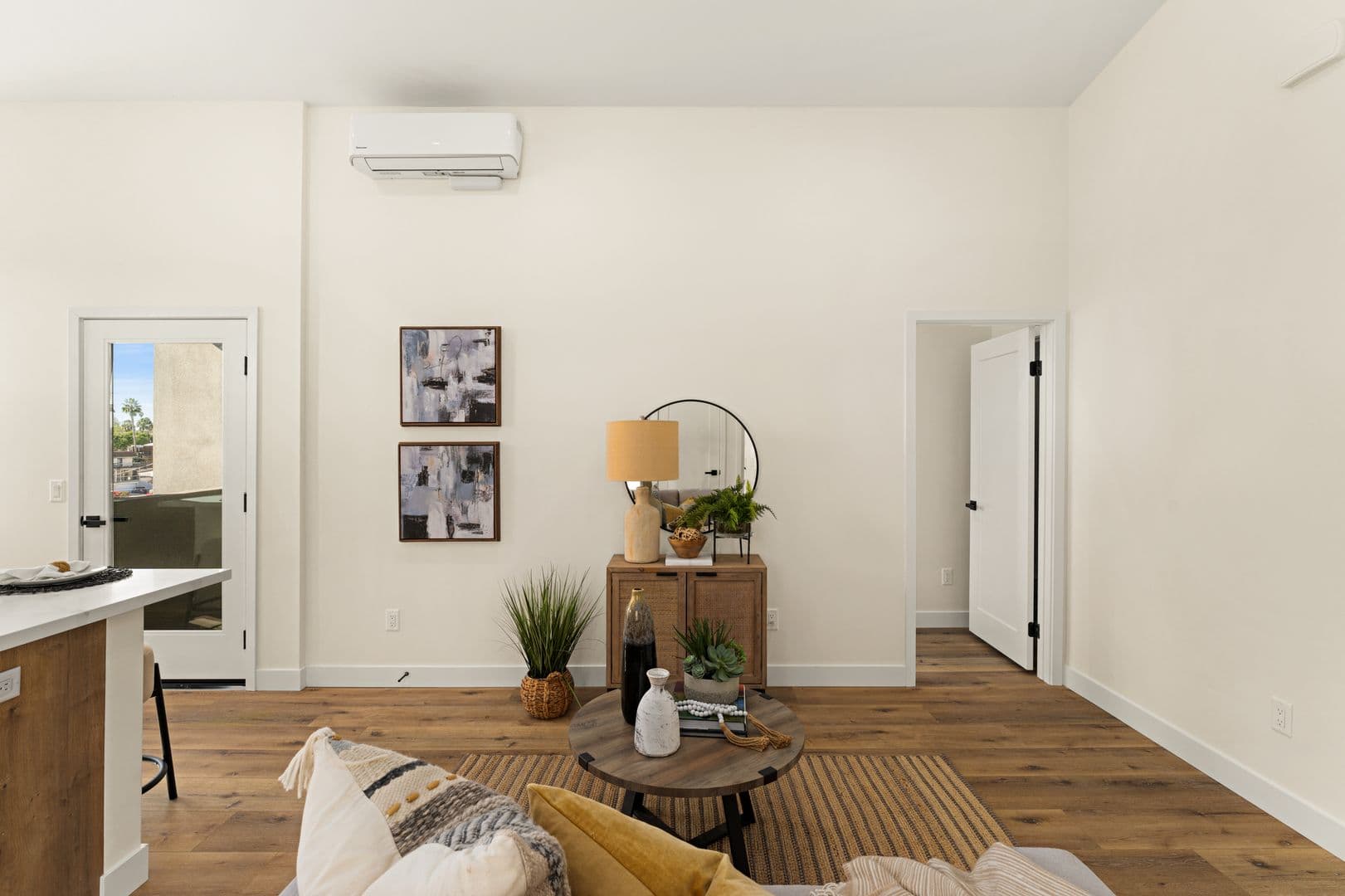 San Diego Apartment: 6285 Lorca Drive