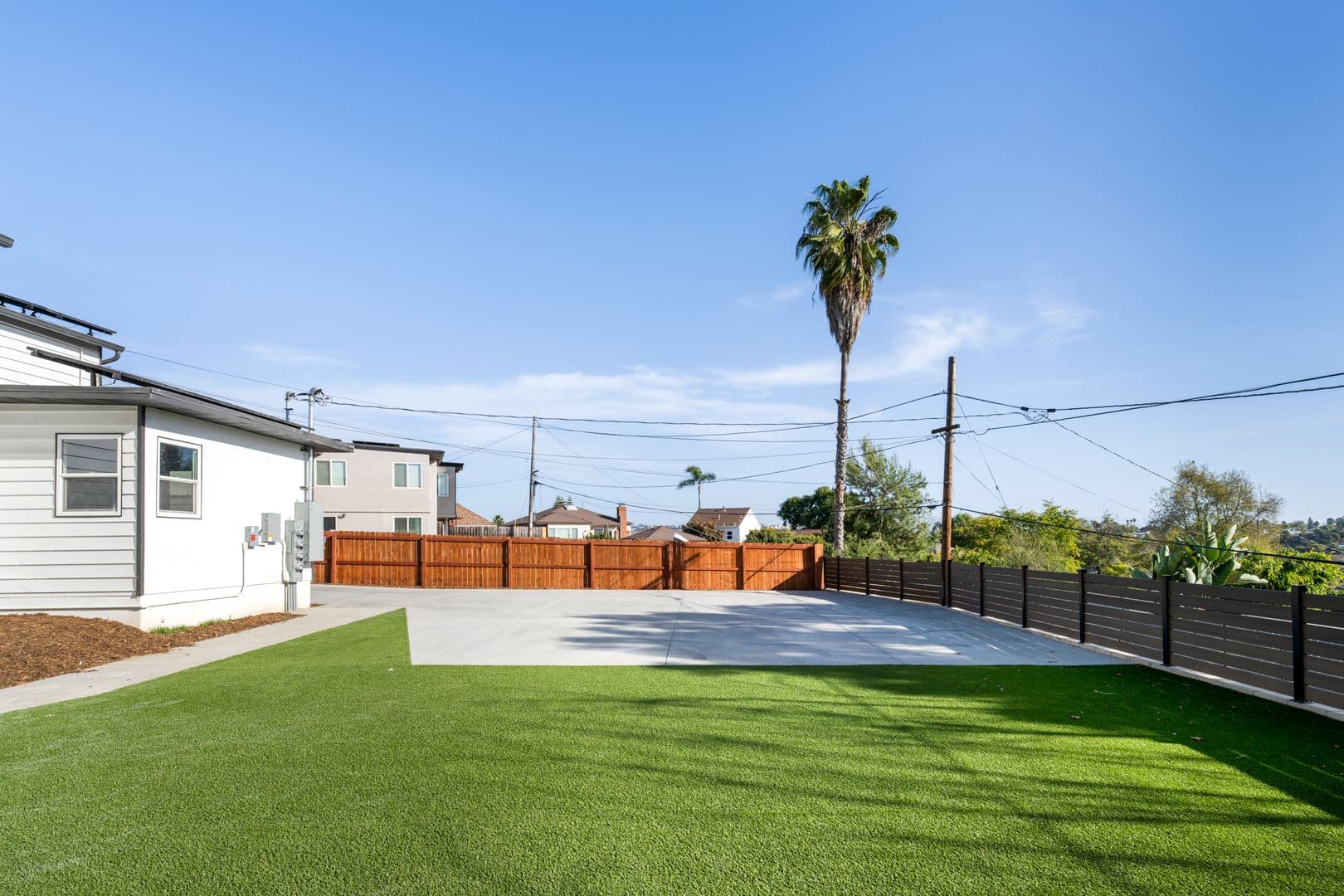 San Diego Apartment: 6285 Lorca Drive