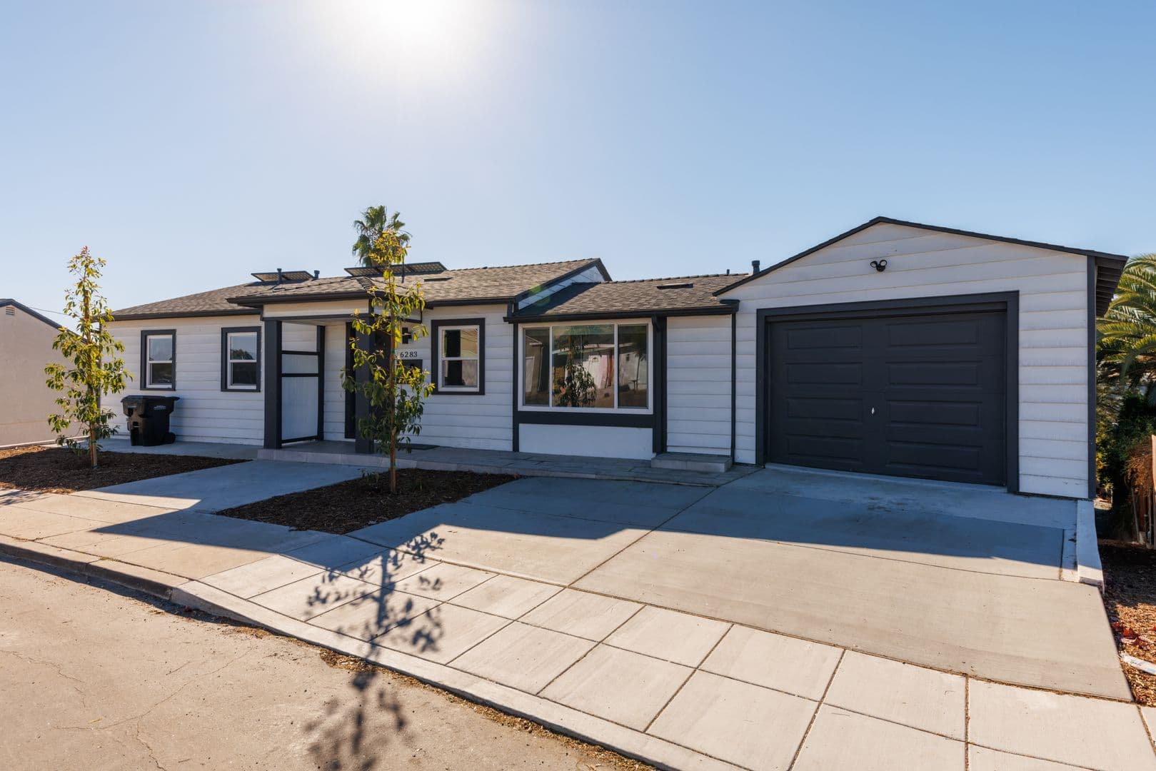 San Diego House: 6283.5 Lorca Drive
