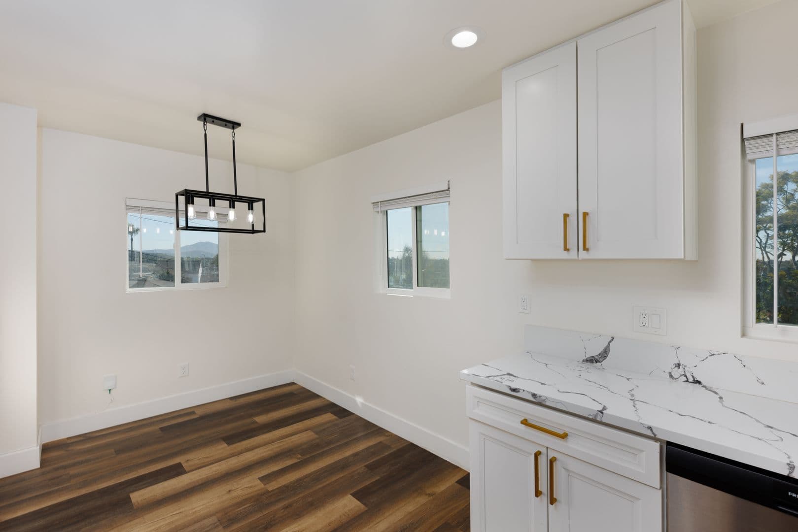 San Diego House: 6283.5 Lorca Drive
