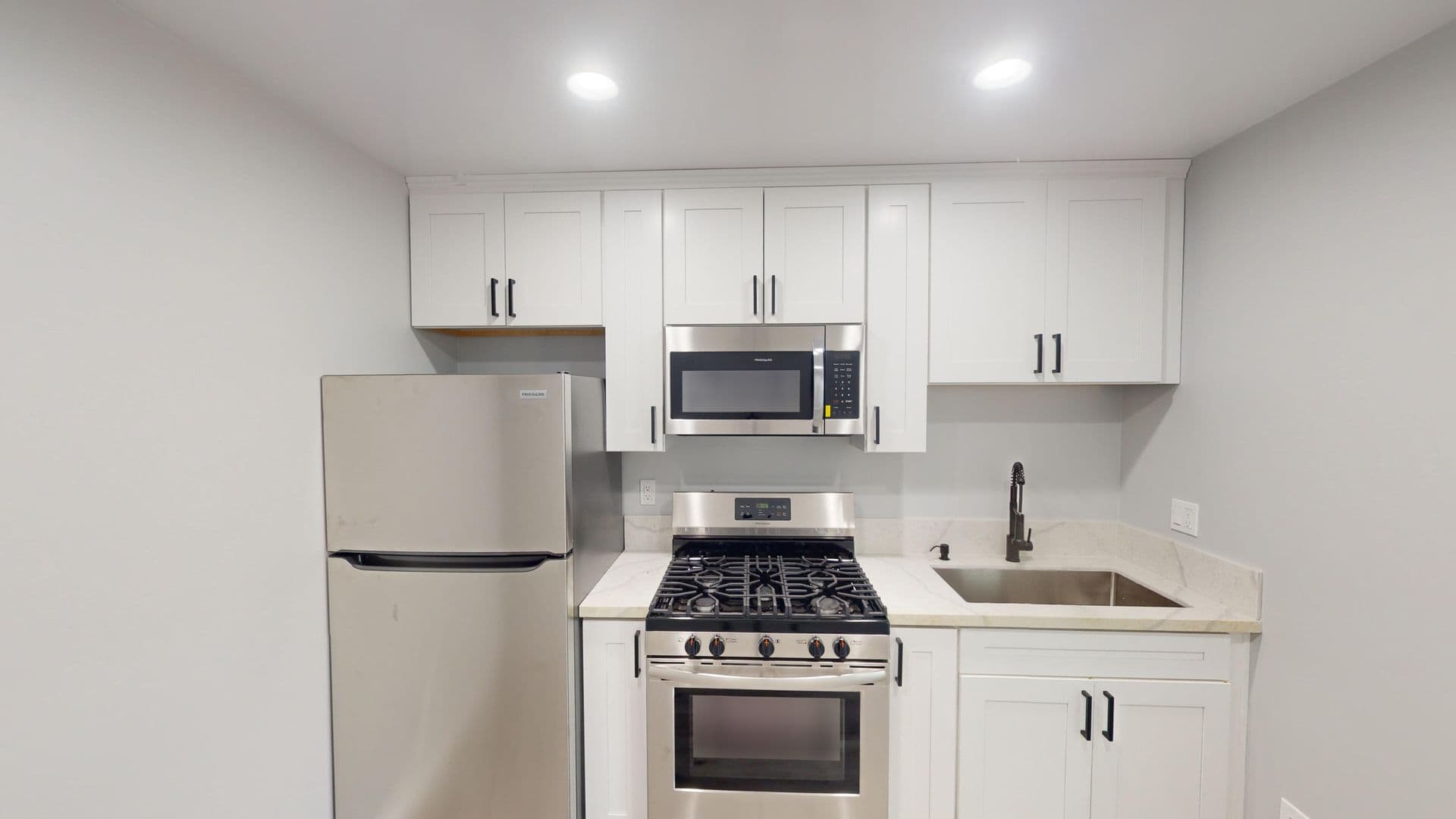 Lemon Grove Apartment: 2222-2224 Alton Pl