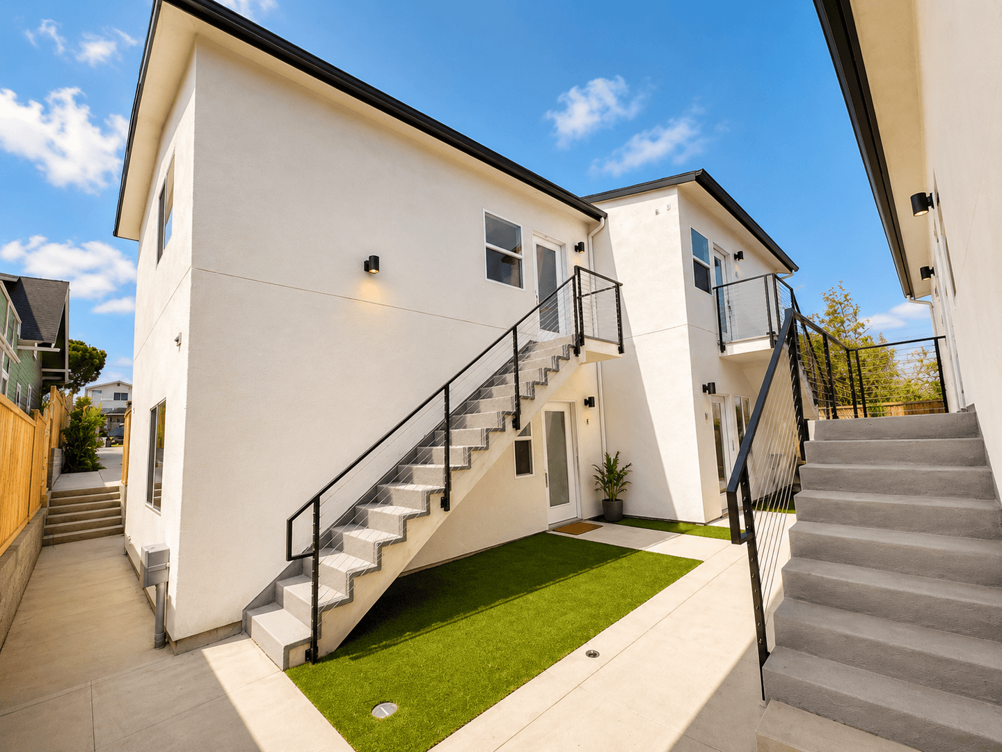 San Diego Apartment: 3367-3371 B St.