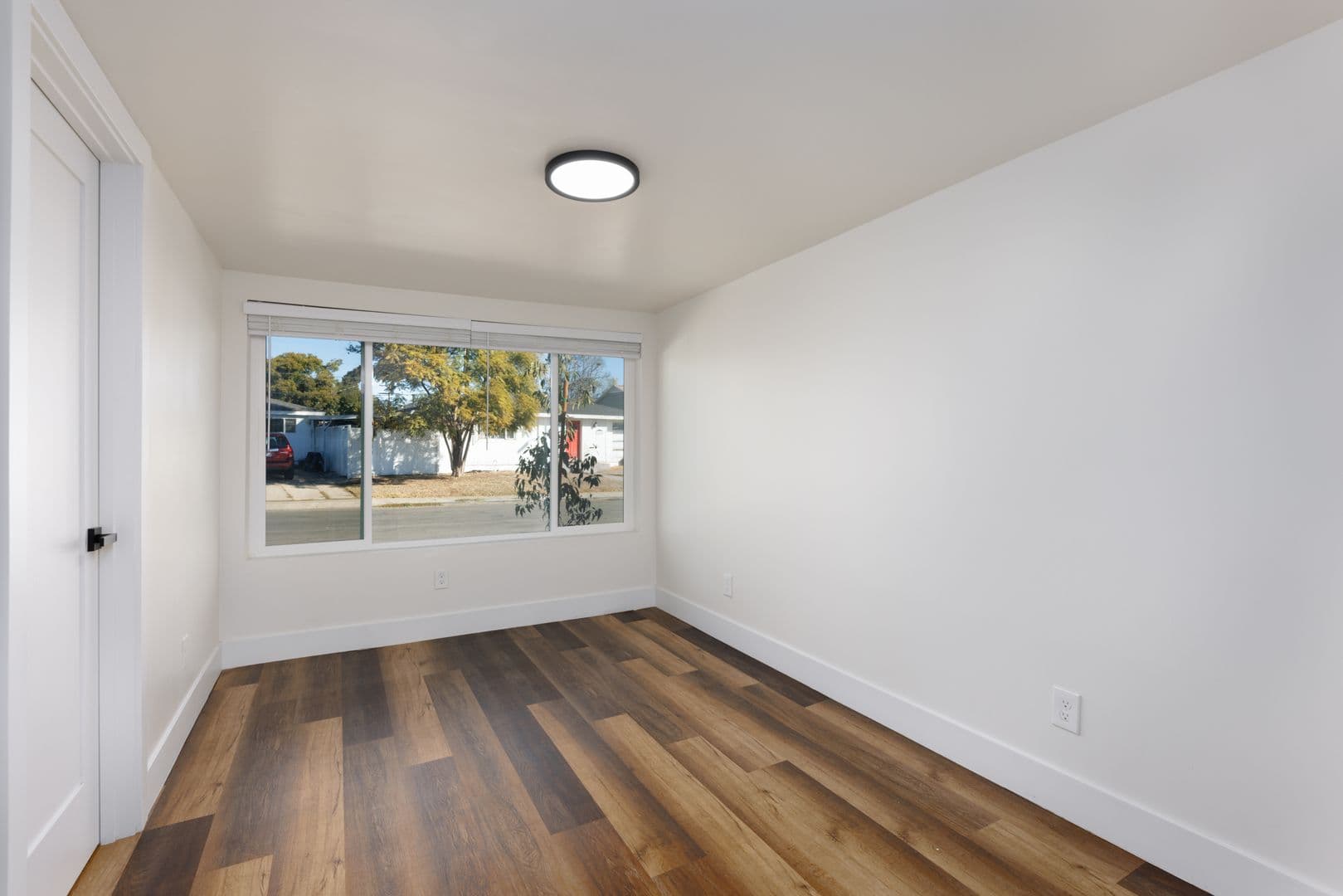 San Diego House: 6283.5 Lorca Drive