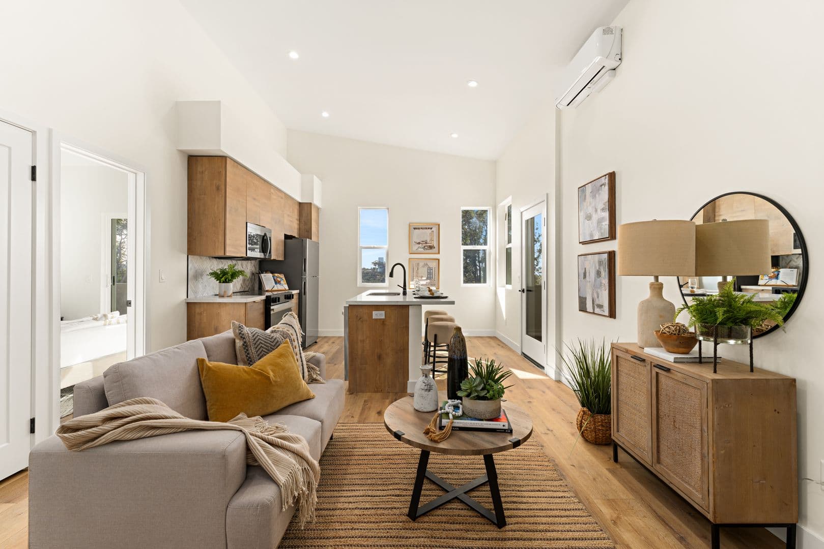 San Diego Apartment: 6285 Lorca Drive