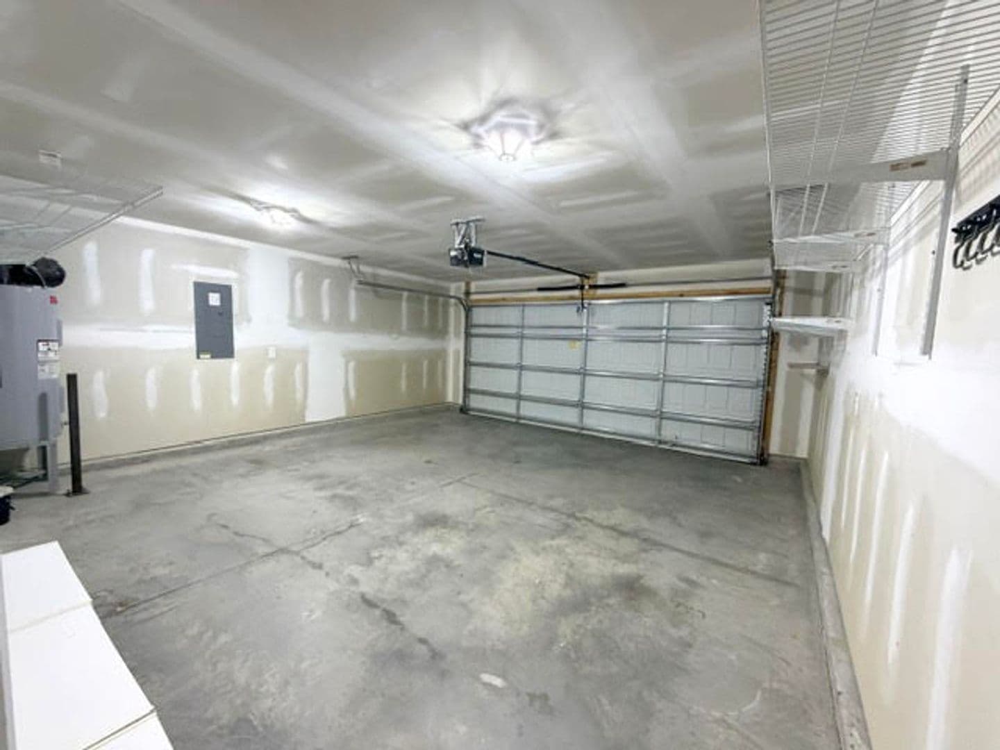 Gibsonville House: 526 Leven Drive