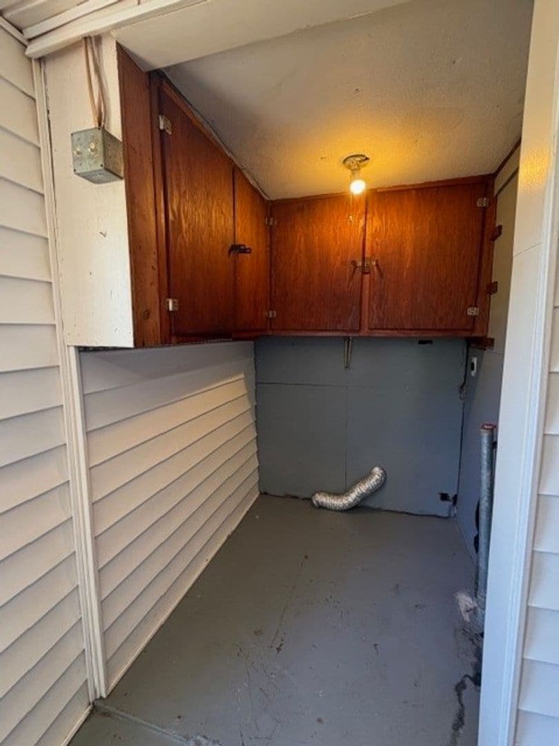 Elon House: 929 E. Haggard Avenue